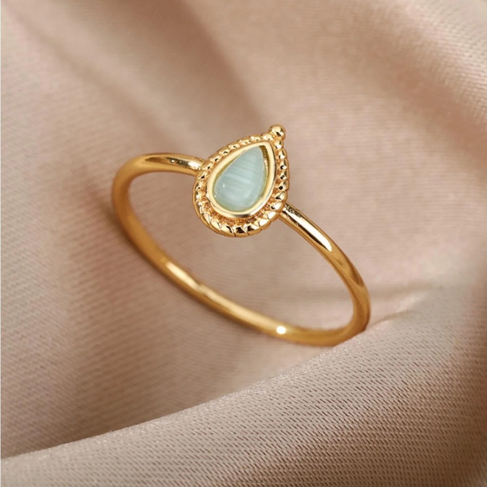 Stone Ring ✨NWT✨ - Picture 4 of 4